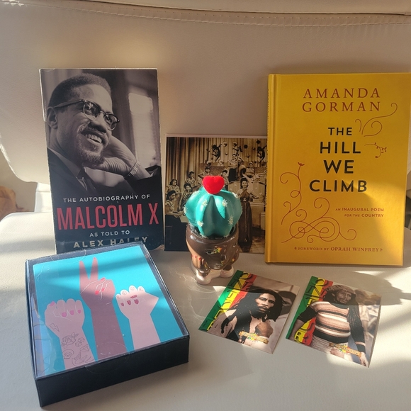 Black History Bundle ~ Malcom X Amanda Gorman Books Bob Marley Cards Lady Head - Picture 2 of 16